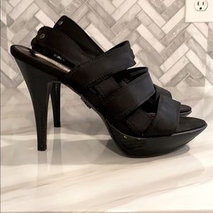 Simply Vera, Vera Wang black strappy heels